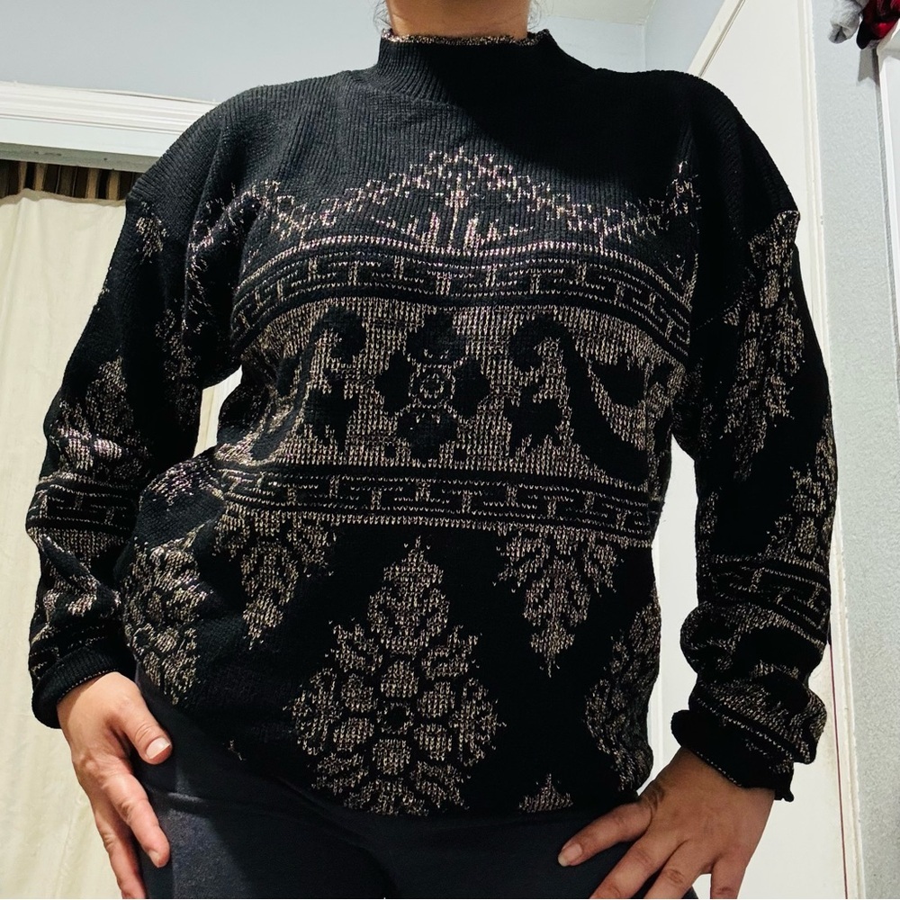 Arielle Women Vintage Black‎ & Gold Glitter Crewneck Sweater Ornate Pattern Sz M